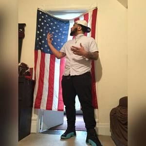 Meet your Posher, Leroy